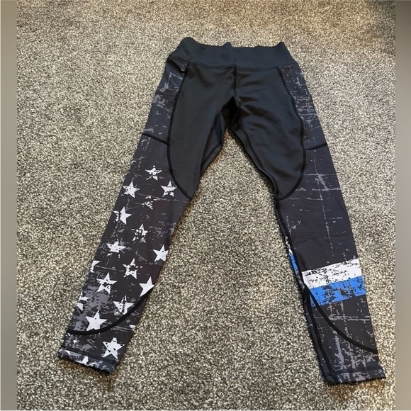 Thin Blue line leggings NWOT - Picture 5 of 6